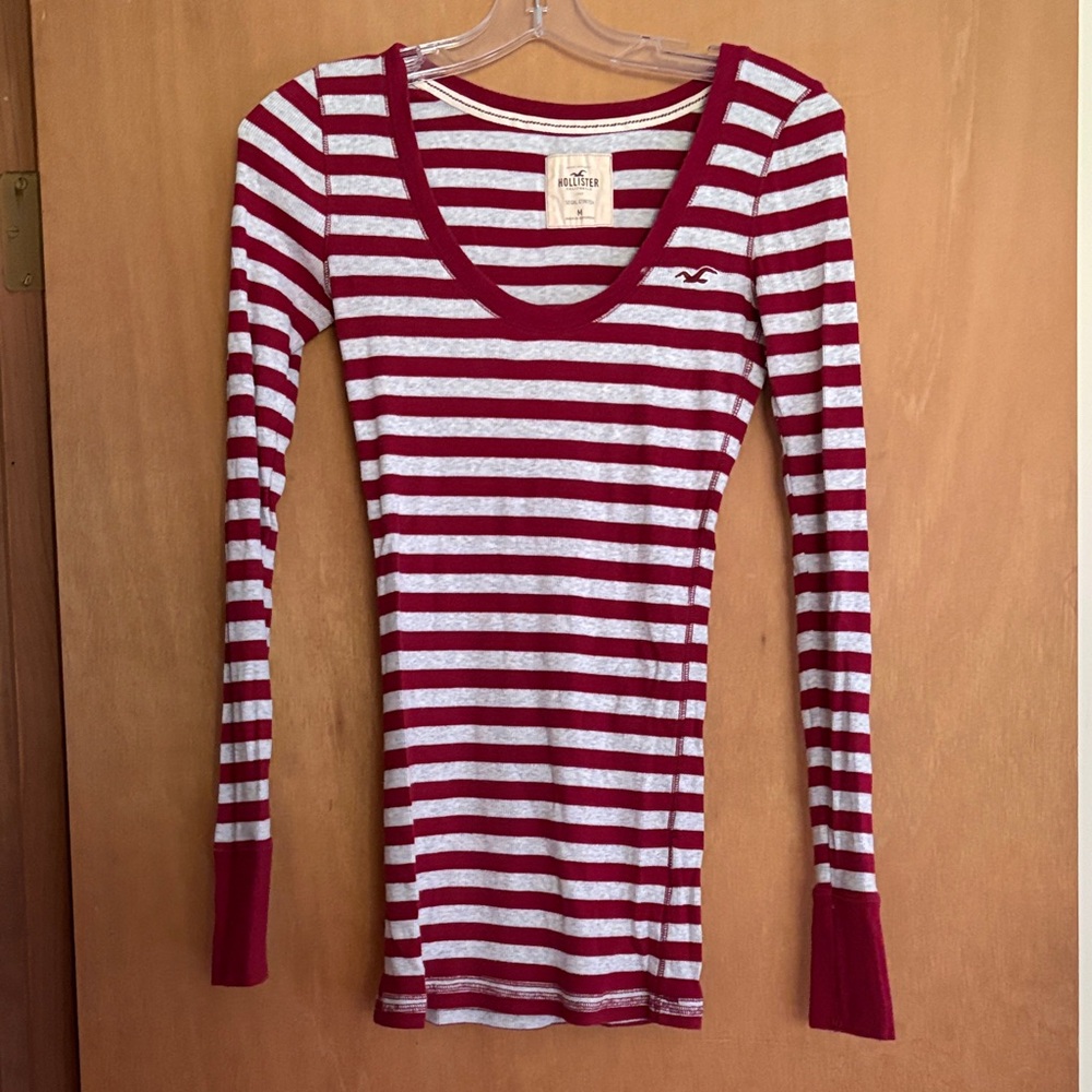 Hollister Women's Burgundy and Grey Striped Blouse